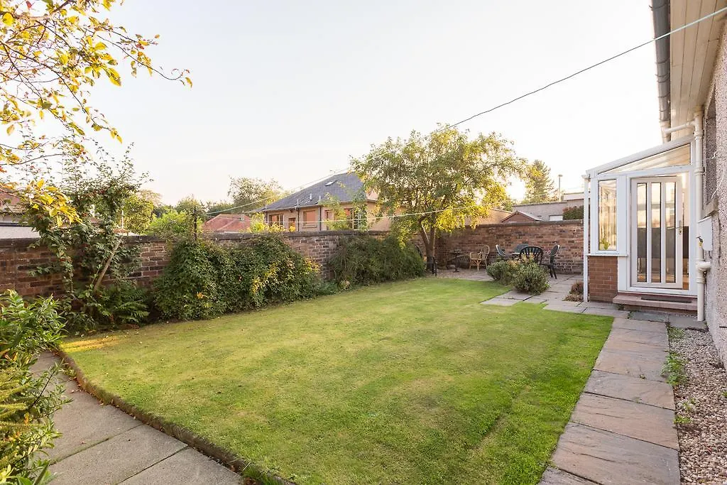 Woodlands Bungalow Edinburgh